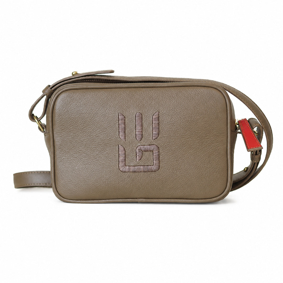 Paola Icon — Leather Crossbody Camera Bag taupe